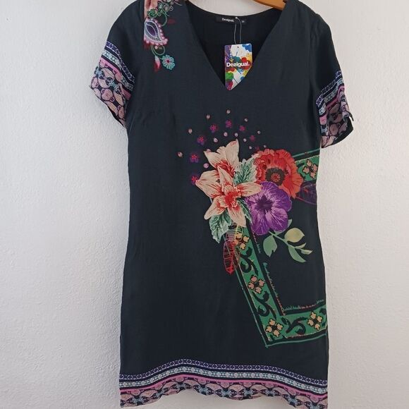 Desigual  Short Dress Vest flower print short sleeve size 2 - Picture 2 of 7